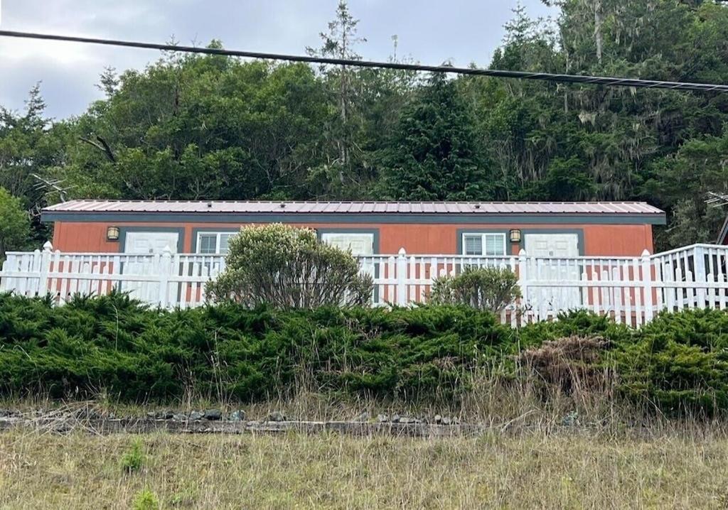 Rogue River Landing Resort Gold Beach Eksteriør billede