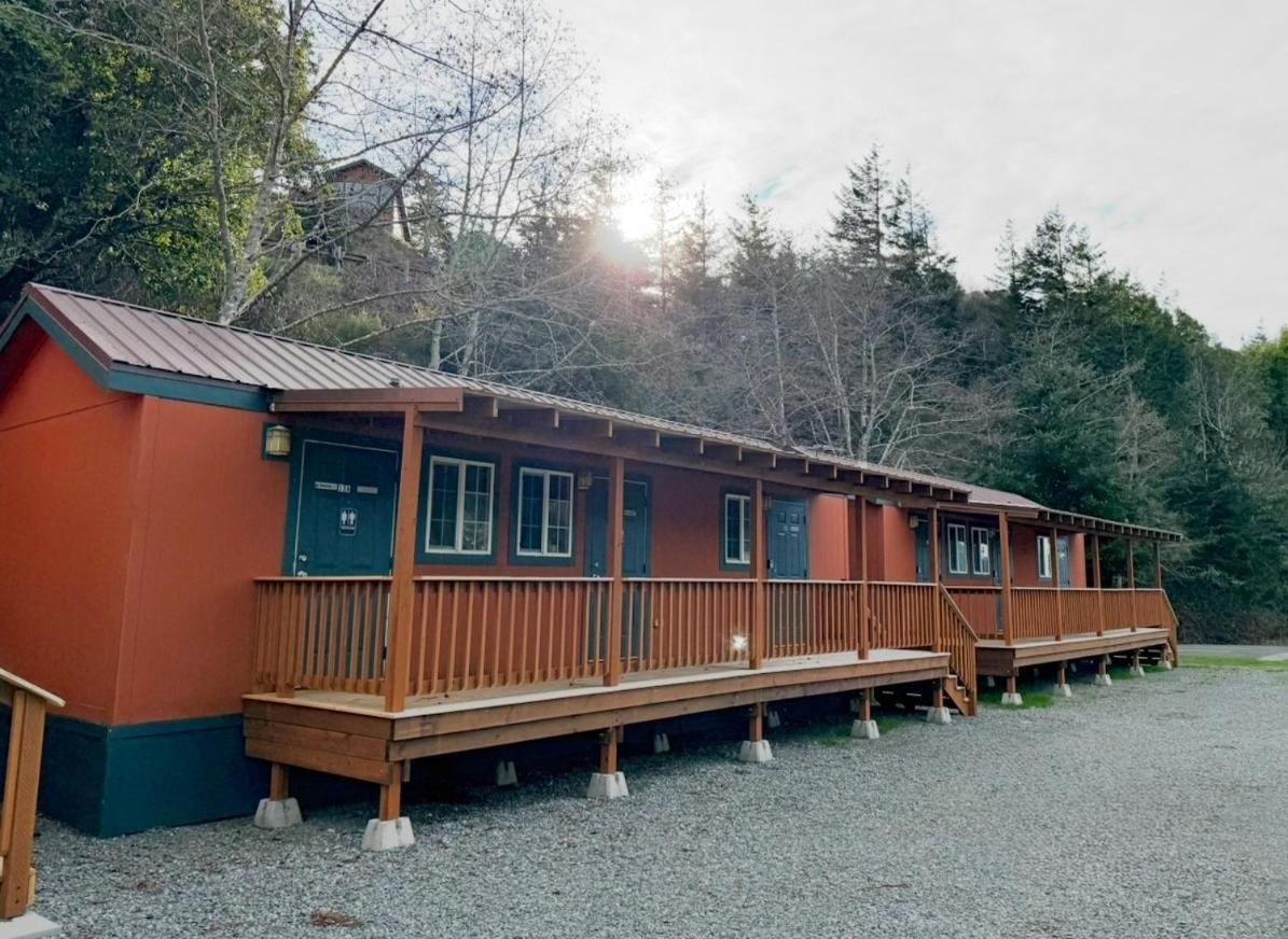 Rogue River Landing Resort Gold Beach Eksteriør billede